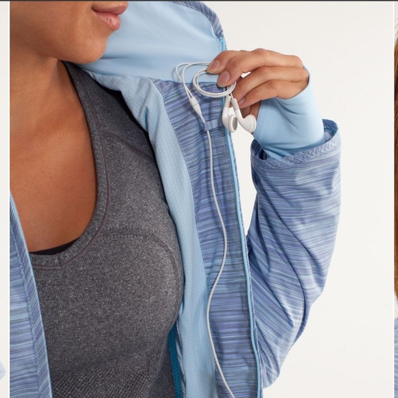Lululemon Run Make A Break Jacket - Picture 8 of 8